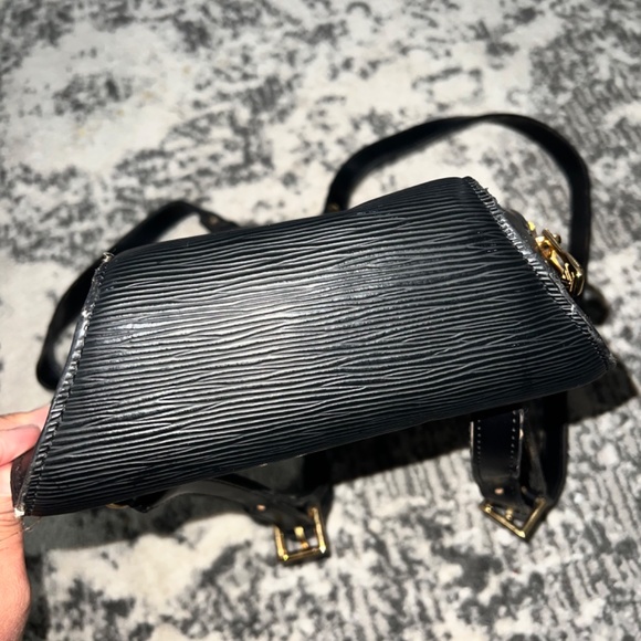 Louis Vuitton Mabillon Backpack Epi Leather - Picture 10 of 10